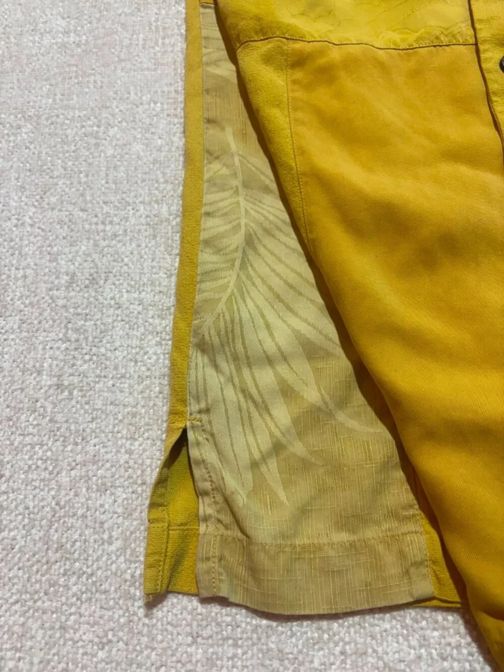 Tommy Bahama 100% Silk Camp Shirt XL Yellow Hawaiian Resort - Picture 9 of 11